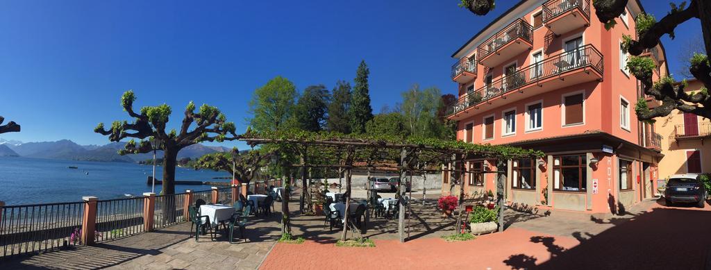 Albergo Riva Reno Di Leggiuno Exterior foto